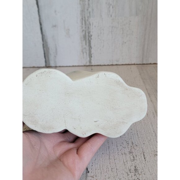 Vintage Victorian lady wishing well ceramic home decor figure - Picture 7 of 8